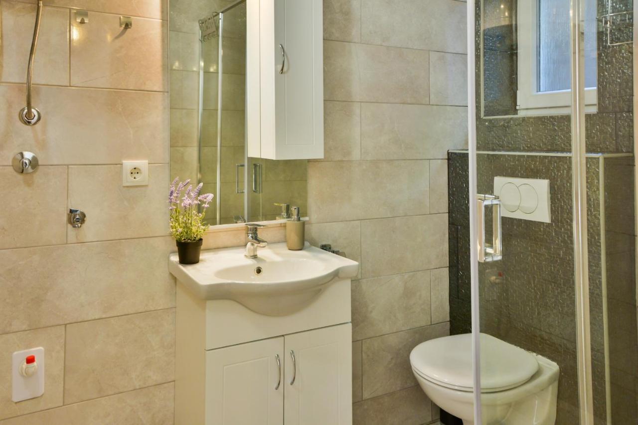 Apartmani Krijesnica 塞尼 外观 照片