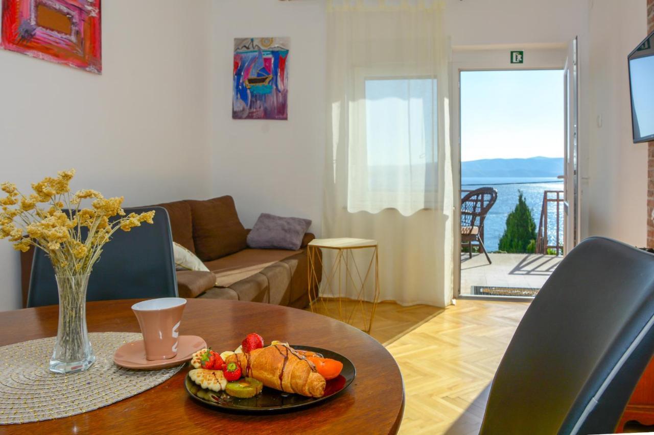 Apartmani Krijesnica 塞尼 外观 照片
