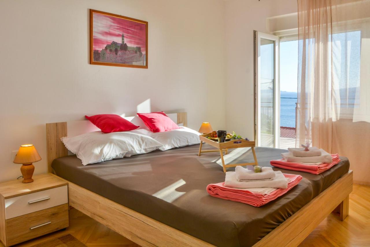Apartmani Krijesnica 塞尼 外观 照片