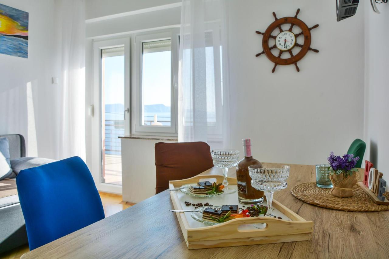 Apartmani Krijesnica 塞尼 外观 照片