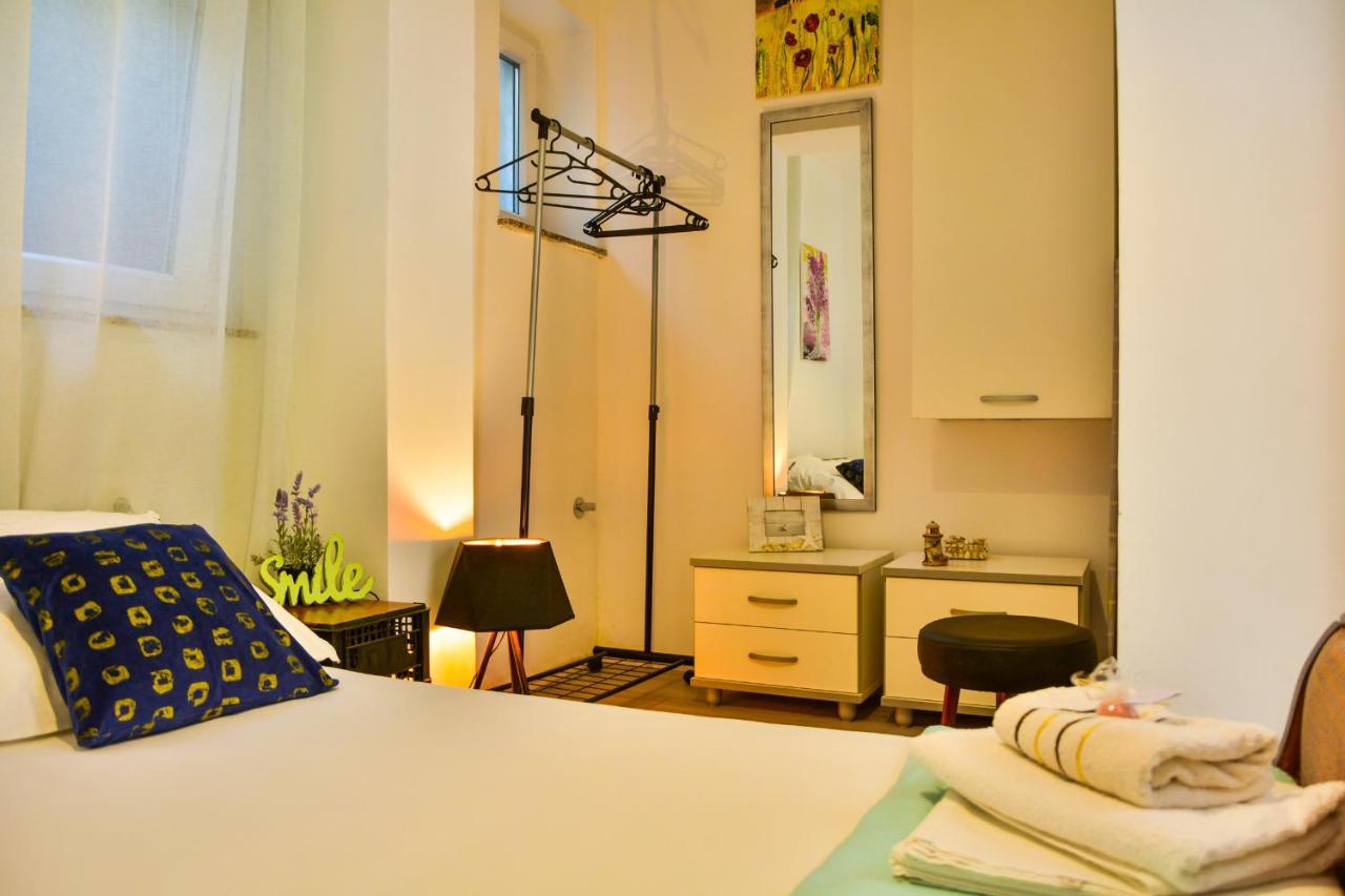 Apartmani Krijesnica 塞尼 外观 照片