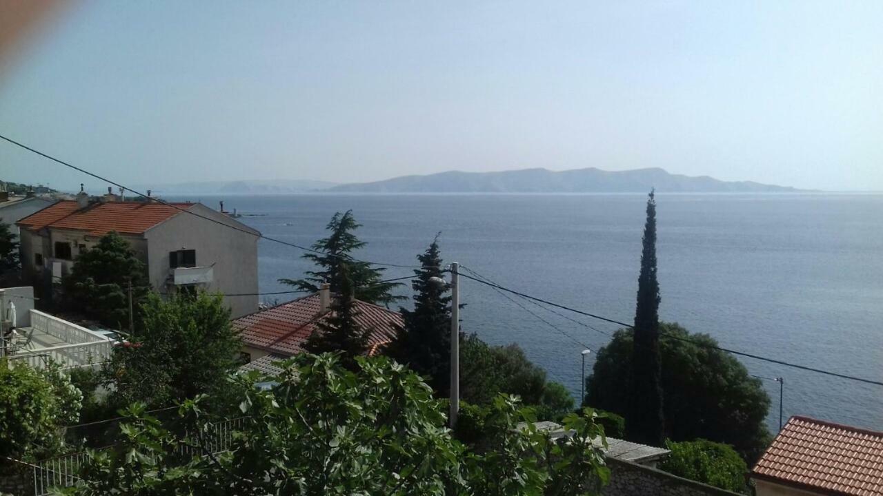 Apartmani Krijesnica 塞尼 外观 照片